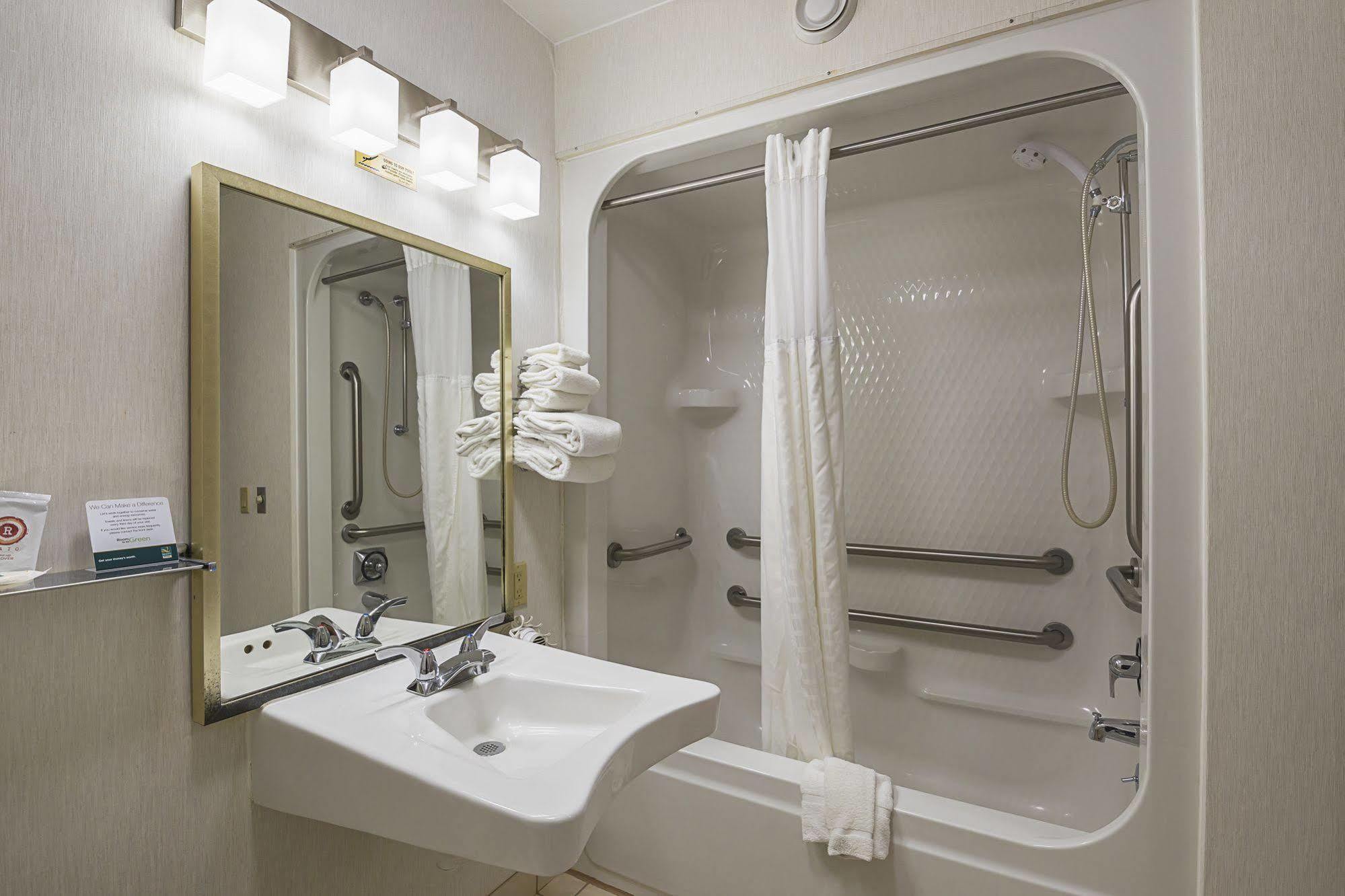 Quality Inn Waverly Kültér fotó