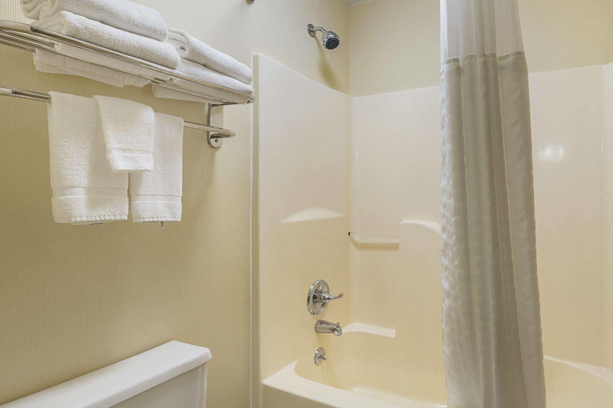 Quality Inn Waverly Kültér fotó